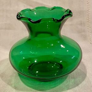 Vintage Christmas - Emerald Green Anchor Hocking glass vase - small